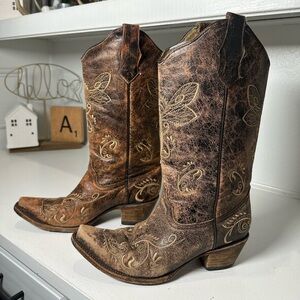Circle G Western Boots Womens 8.5M Distressed Brown Embroidered Cowboy Rustic
